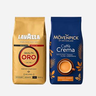 Две пачки кофе: золотистая упаковка Lavazza Qualità Oro и синяя упаковка Mövenpick Caffè Crema, стоящие рядом вертикально